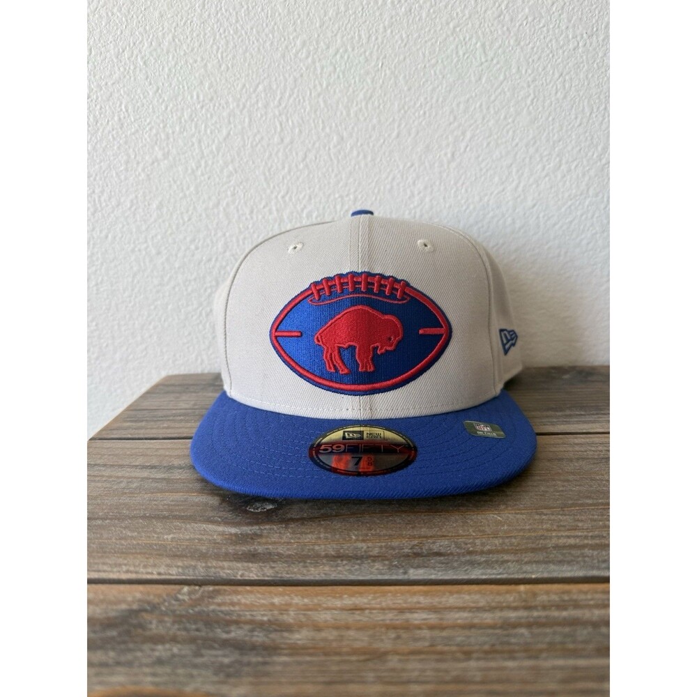 New Era Buffalo Bills 2024 HISTORIC SIDELINE Stone-Royal Fitted Hat Size 7 5/8